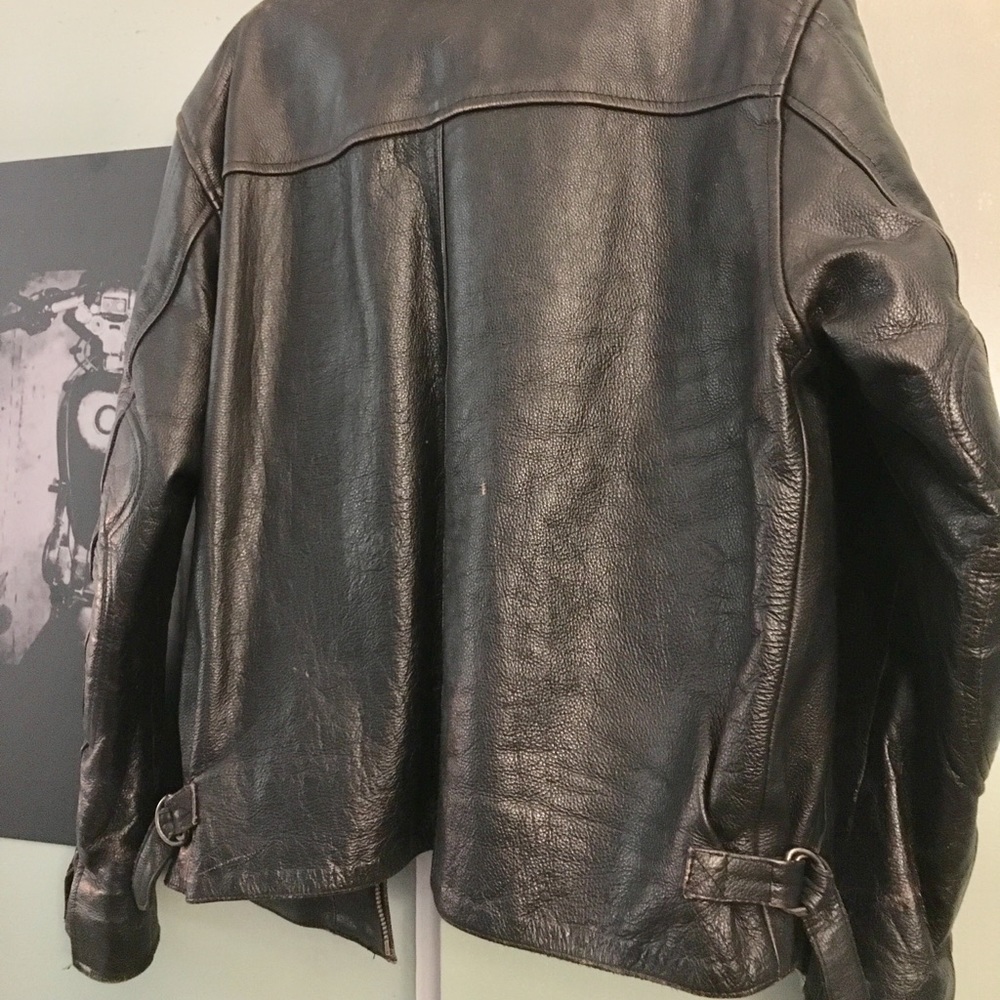 Leather jacket - Picture 2 of 5